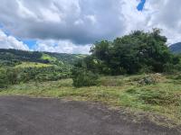 Terreno com vista deslumbrante a 5 minutos do centro