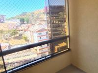 Cobertura com vista incrível para a cidade