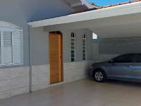 RESIDÊNCIA EM BAIRRO CALMO E TRANQUILO