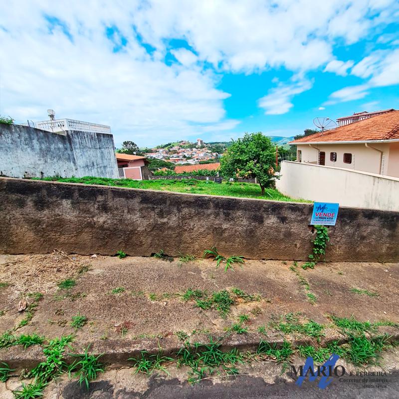 Terreno em bairro nobre