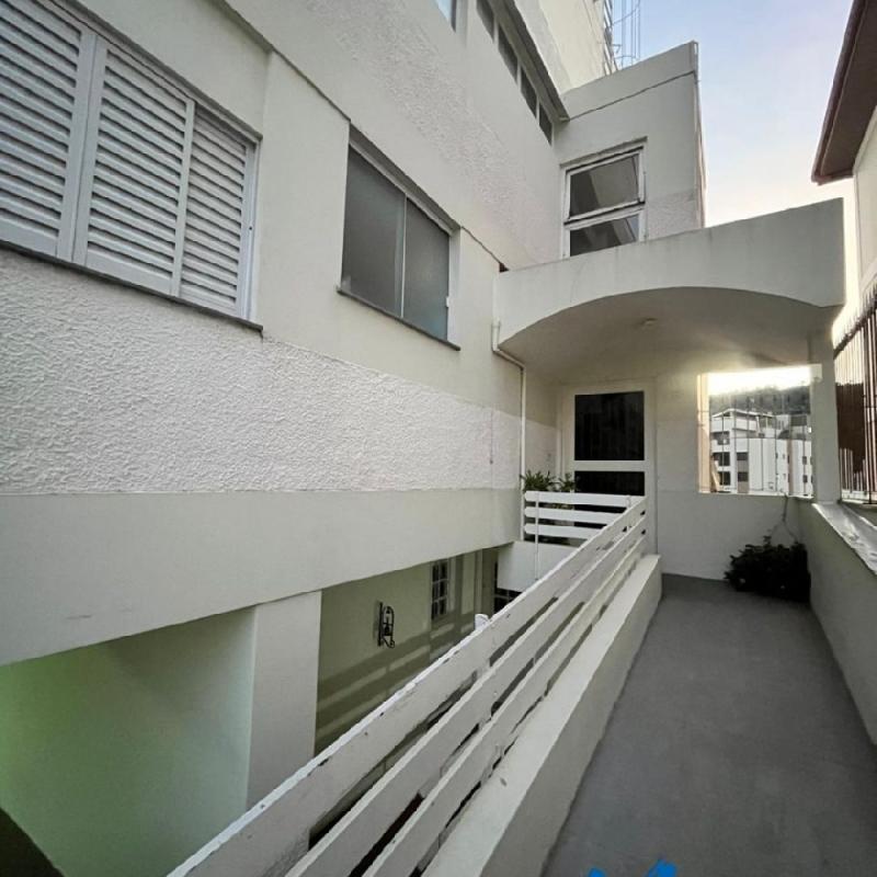 Apartamento Duplex no Centro – Excelente Localização!