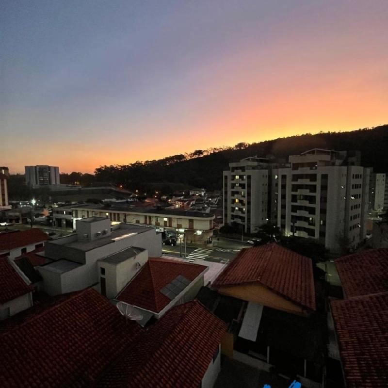 Apartamento Duplex no Centro – Excelente Localização!