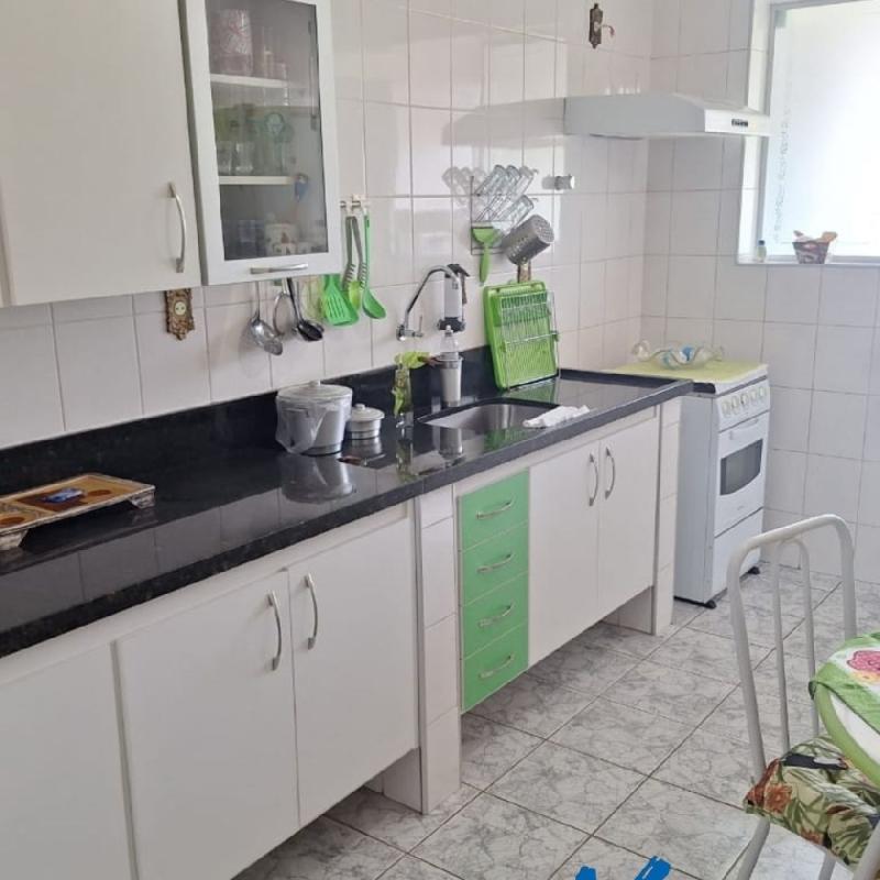 APTO NA CIDADE DE LINDÓIA COM OTIMA LOCALIZAÇÃ0