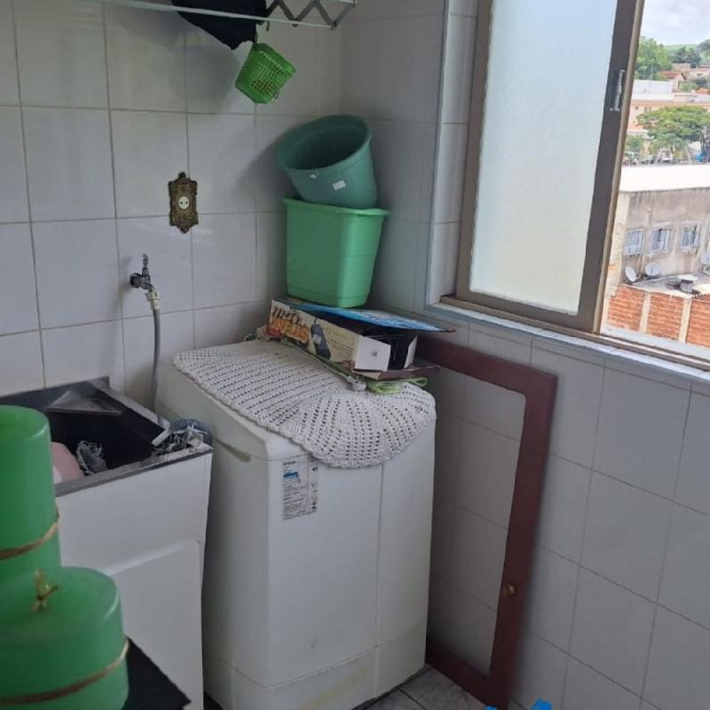 APTO NA CIDADE DE LINDÓIA COM OTIMA LOCALIZAÇÃ0