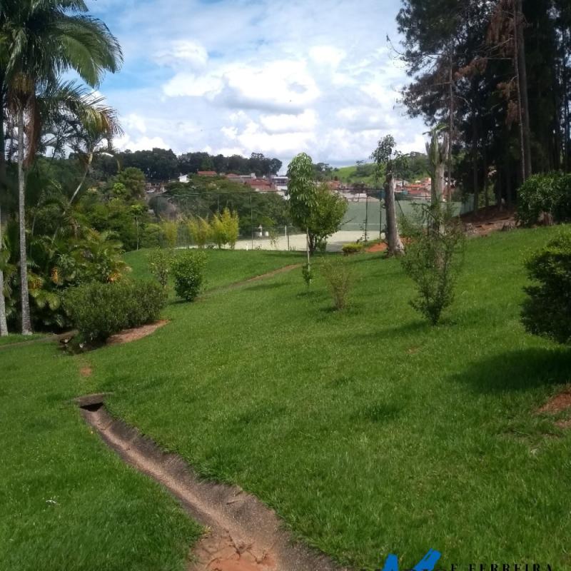 CHÁCARA EM ÁGUAS DE LINDÓIA