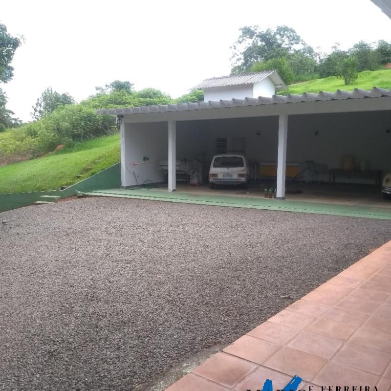 CHÁCARA EM ÁGUAS DE LINDÓIA