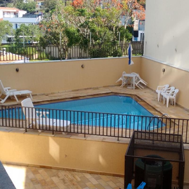 Cobertura com vista incrível para a cidade