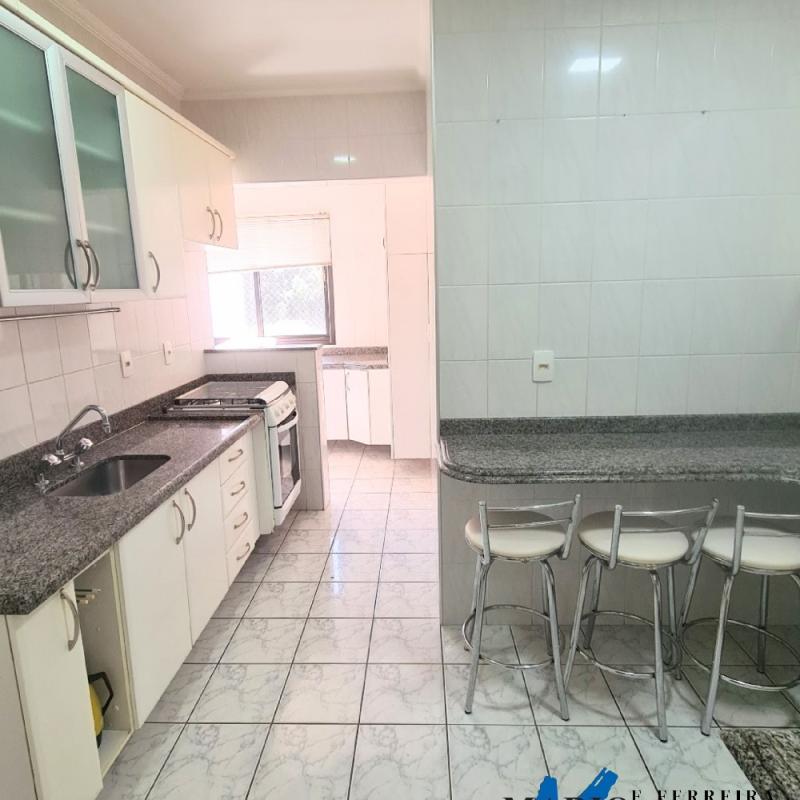 Cobertura com vista incrível para a cidade