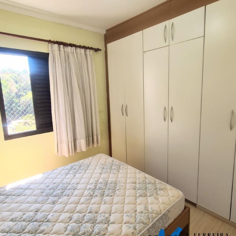 Cobertura com vista incrível para a cidade