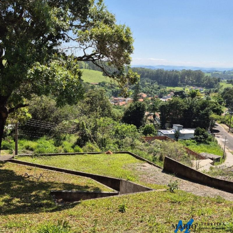 Imóvel com vista privilegiada para as montanhas