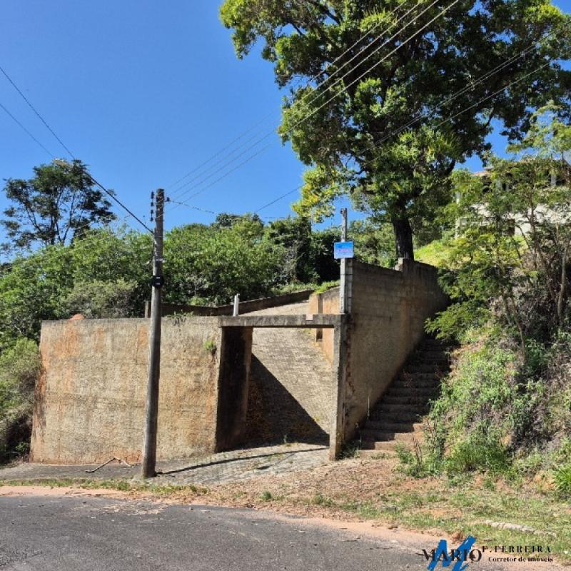 Imóvel com vista privilegiada para as montanhas