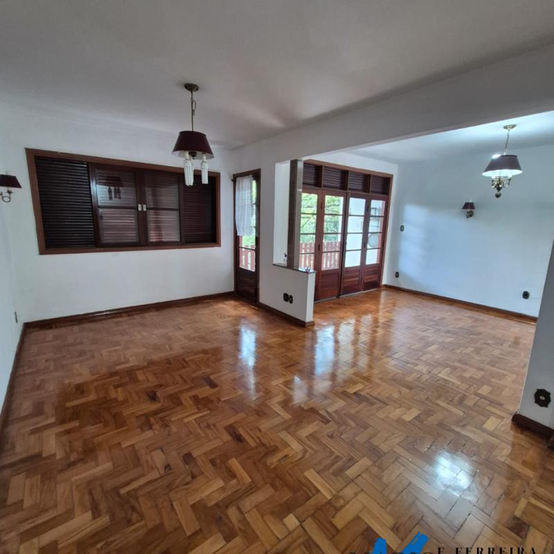 APARTAMENTOS À VENDA – LOCALIZAÇÃO EXCELENTE