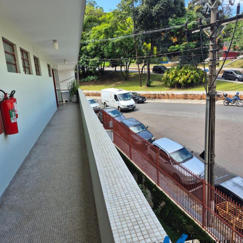 APARTAMENTOS À VENDA – LOCALIZAÇÃO EXCELENTE