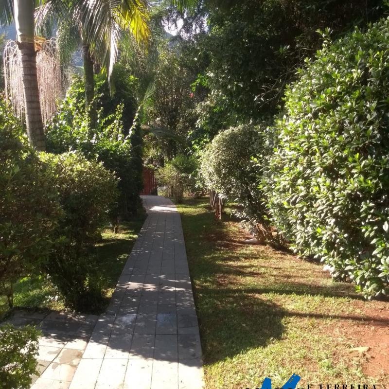 LINDA CHÁCARA À VENDA – ÁGUAS DE LINDÓIA