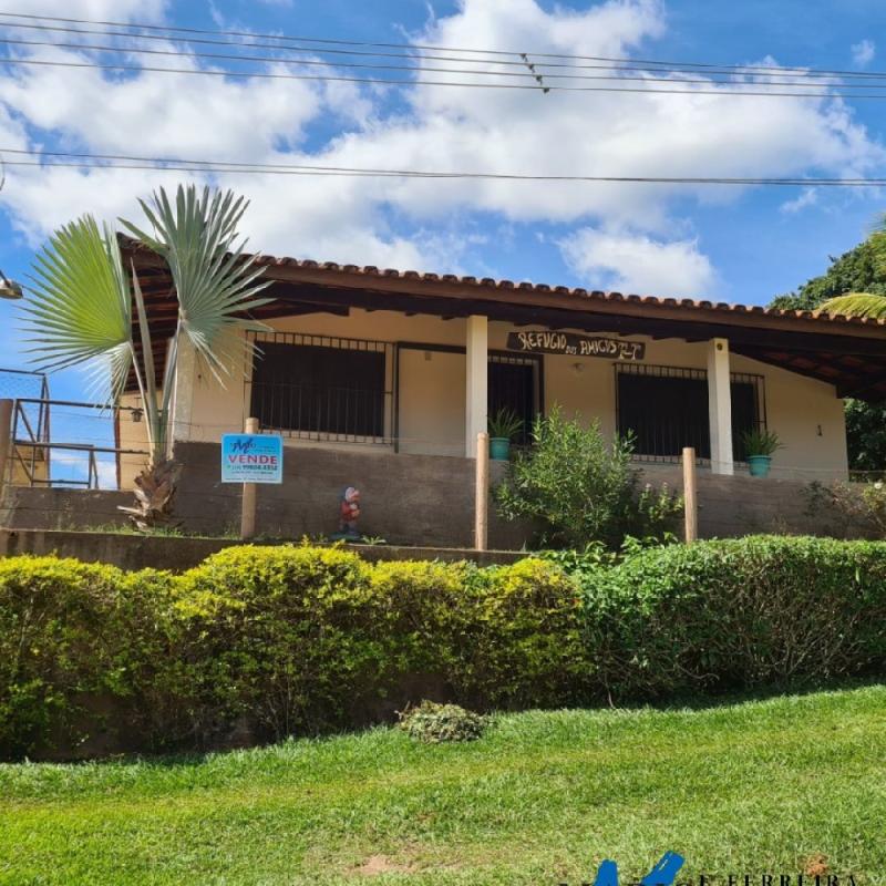 CHÁCARA COM VISTA PARA AS MONTANHAS