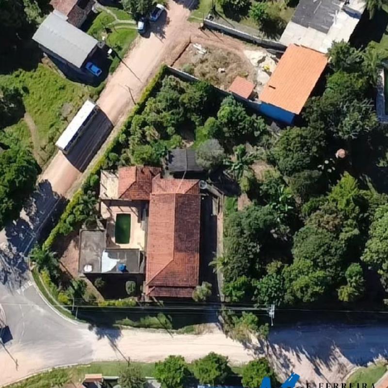 CHÁCARA COM VISTA PARA AS MONTANHAS