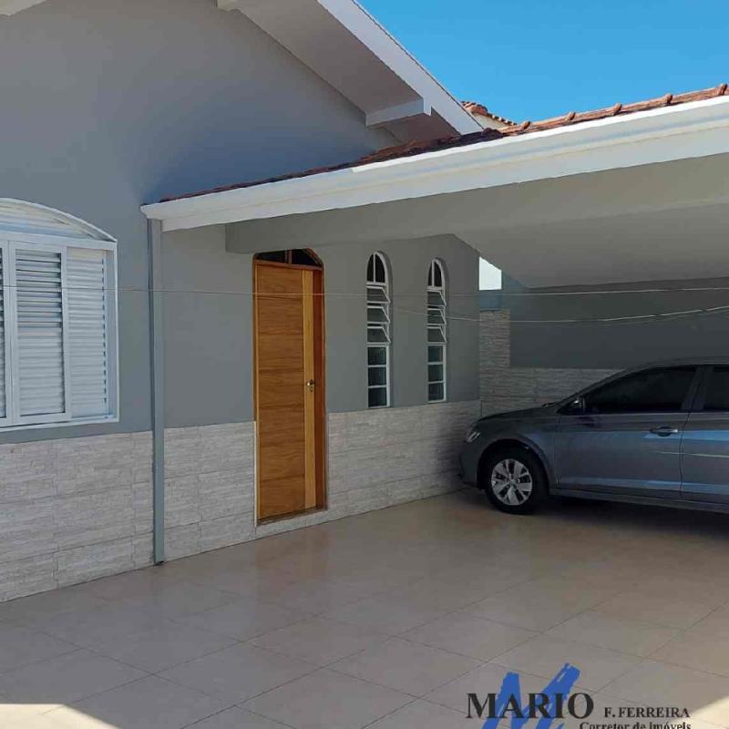 RESIDÊNCIA EM BAIRRO CALMO E TRANQUILO