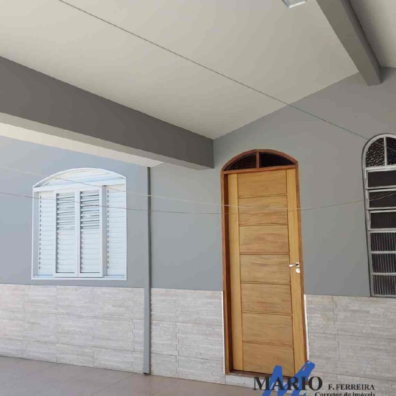 RESIDÊNCIA EM BAIRRO CALMO E TRANQUILO