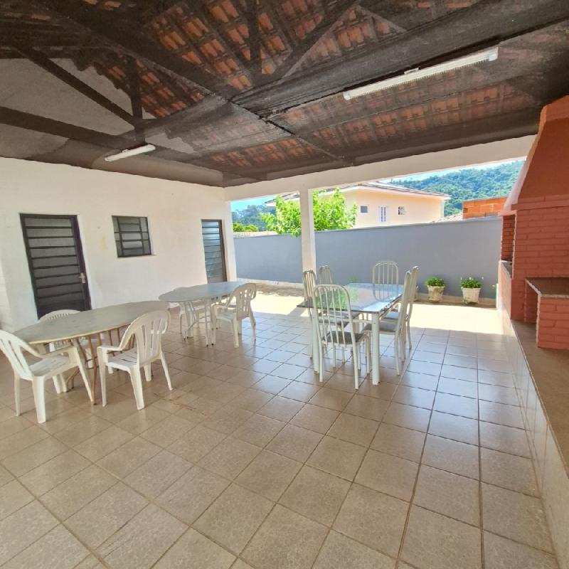 APARTAMENTO À VENDA – CENTRO DE ÁGUAS DE LINDÓIA